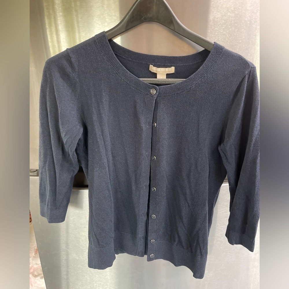 Banana Republic, Sweater Women's size S Navy‎ 3/4 Sleeve Cardigan with some wear